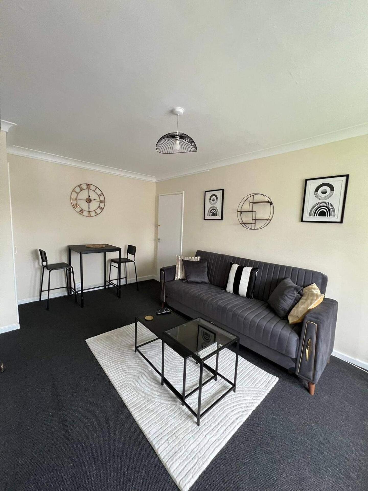 Walthamstow - - Sleeps 3 - Streetparking Londres